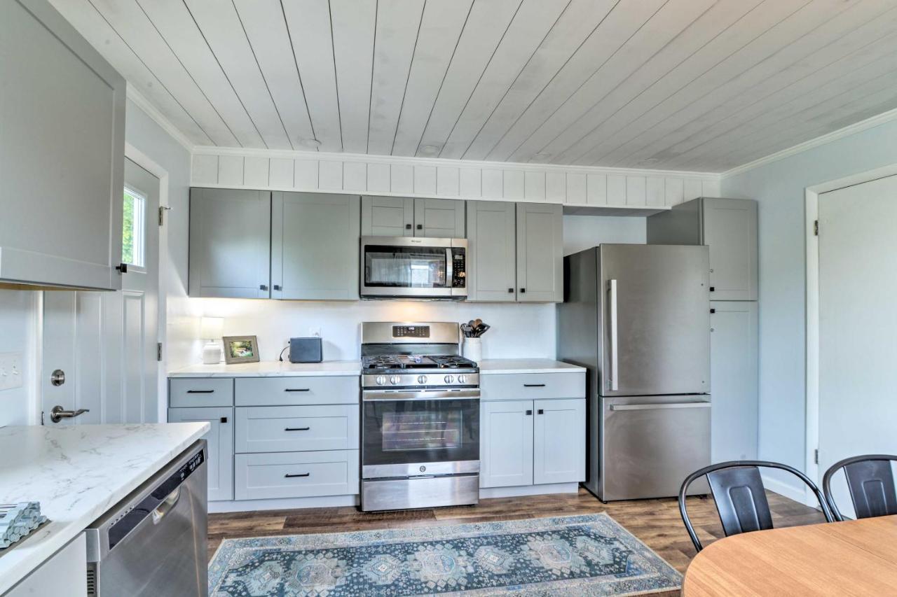 Enchanting Family House With Balcony Less Than 3 Mi To Wvu! 모건타운 외부 사진