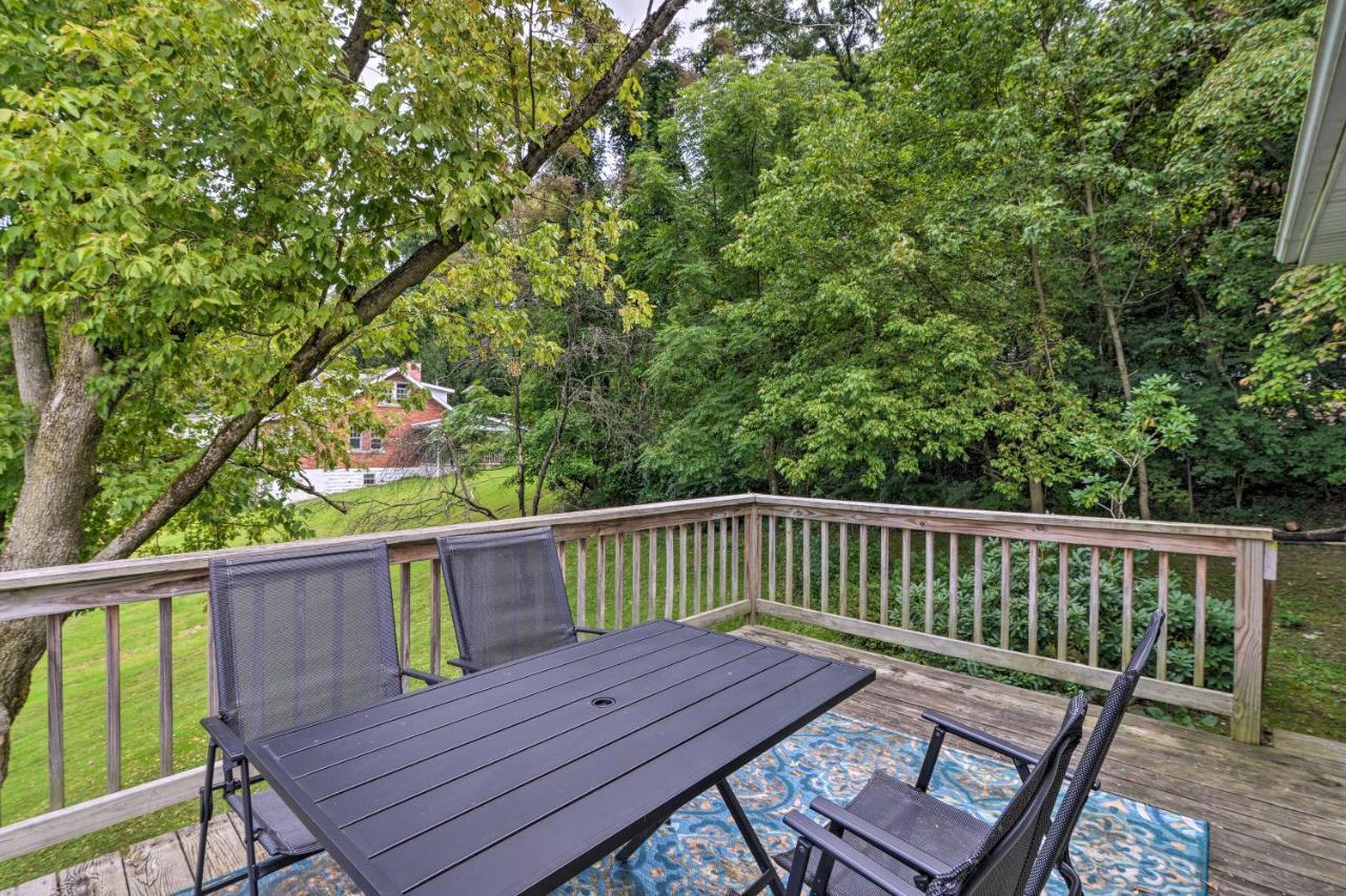 Enchanting Family House With Balcony Less Than 3 Mi To Wvu! 모건타운 외부 사진