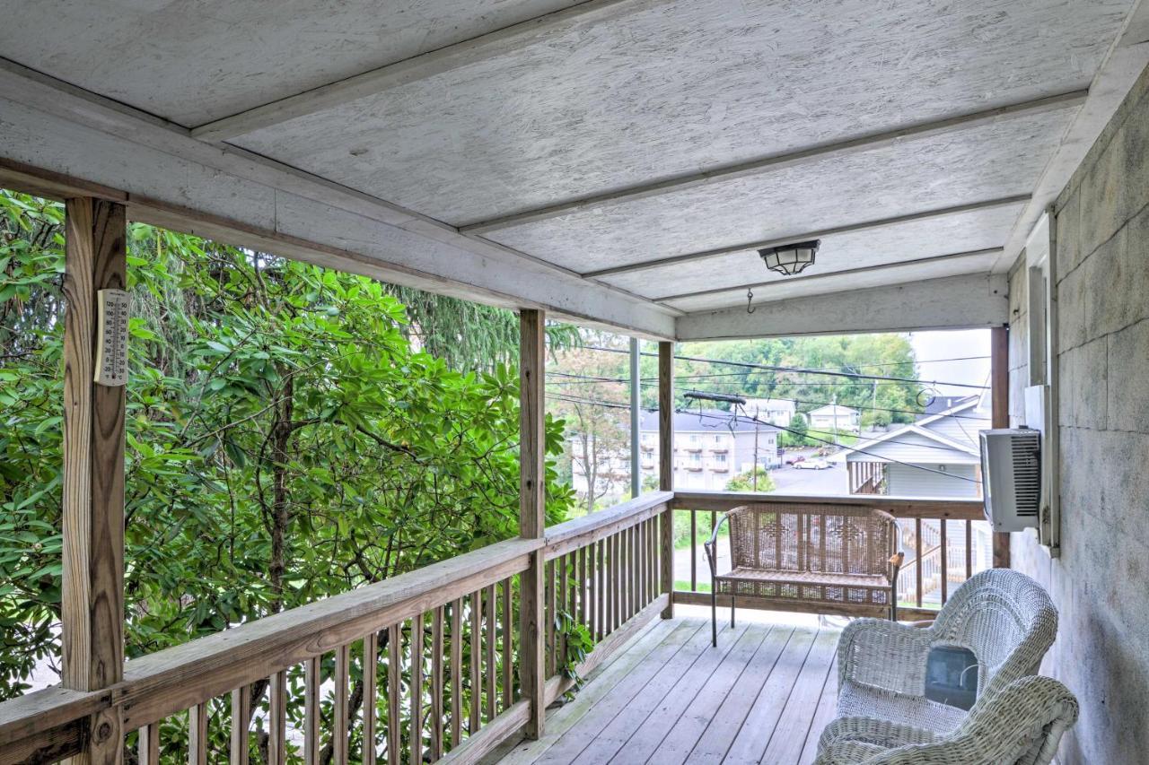 Enchanting Family House With Balcony Less Than 3 Mi To Wvu! 모건타운 외부 사진